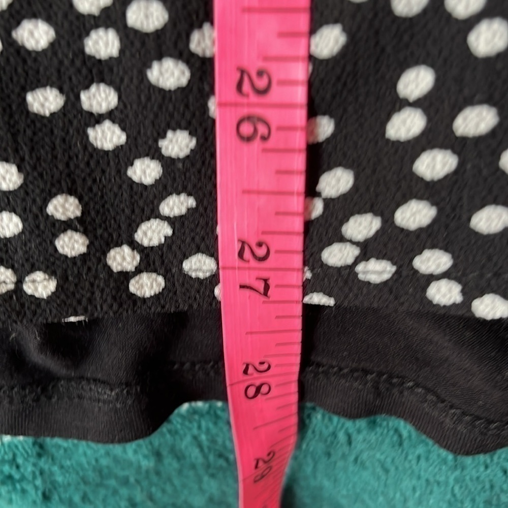 Vince Camuto Women’s Black And White Polka Dot Sleeveless Blouse Size Large NWT - Picture 7 of 8